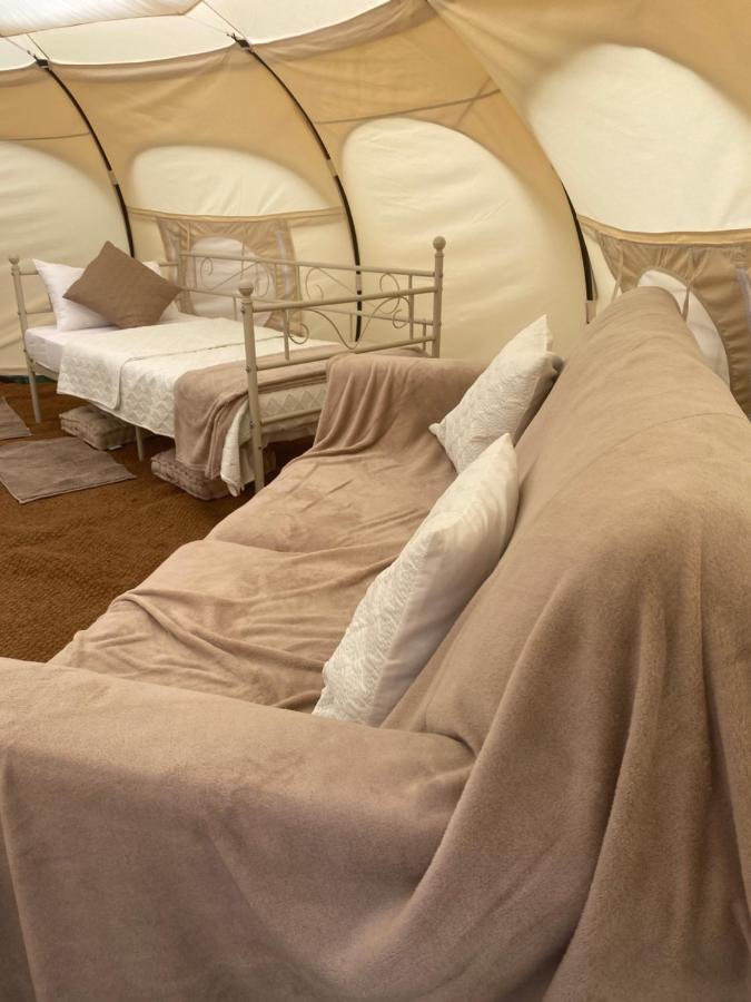 Fonclaire Holidays Glamping 'Luxury Camping' Blond エクステリア 写真